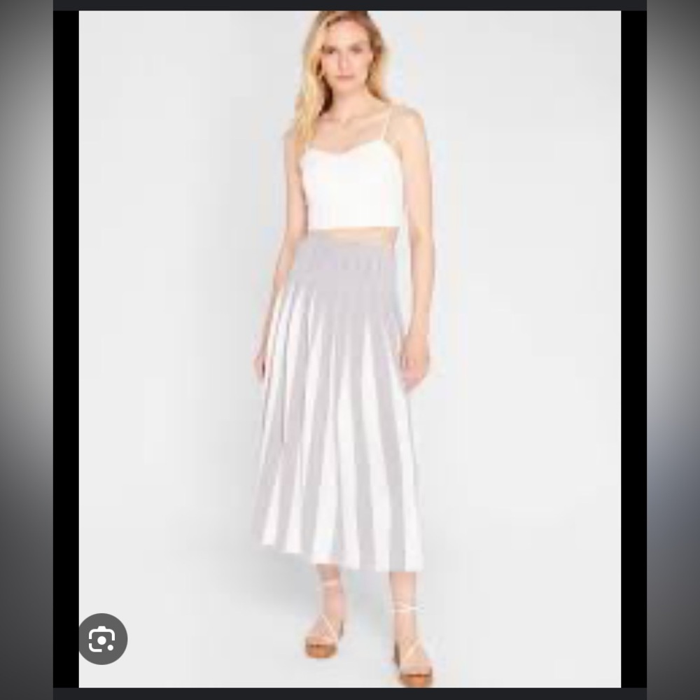 Club Monaco Maxi Skirt Pleated White Blue Size 6/S
